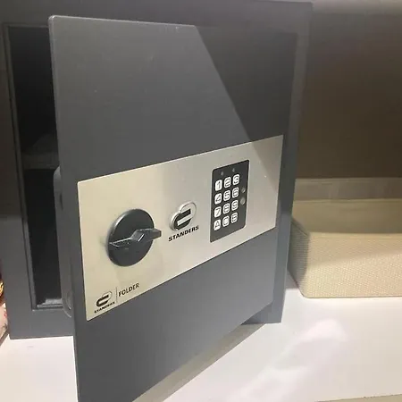 아파트 Hello Cote D'azur - Spacieux 2 Pieces Au Calme A 5 Min Des Plages 앙티브