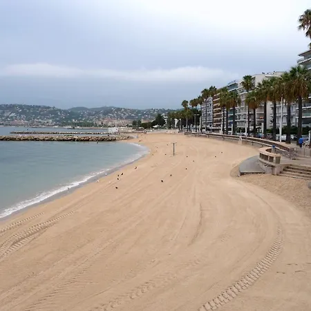 Apartman Hello Cote D'azur - Spacieux 2 Pieces Au Calme A 5 Min Des Plages